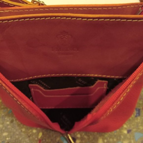 Tiny Bucket Leather Purse by I Medici - Picture 7 of 15